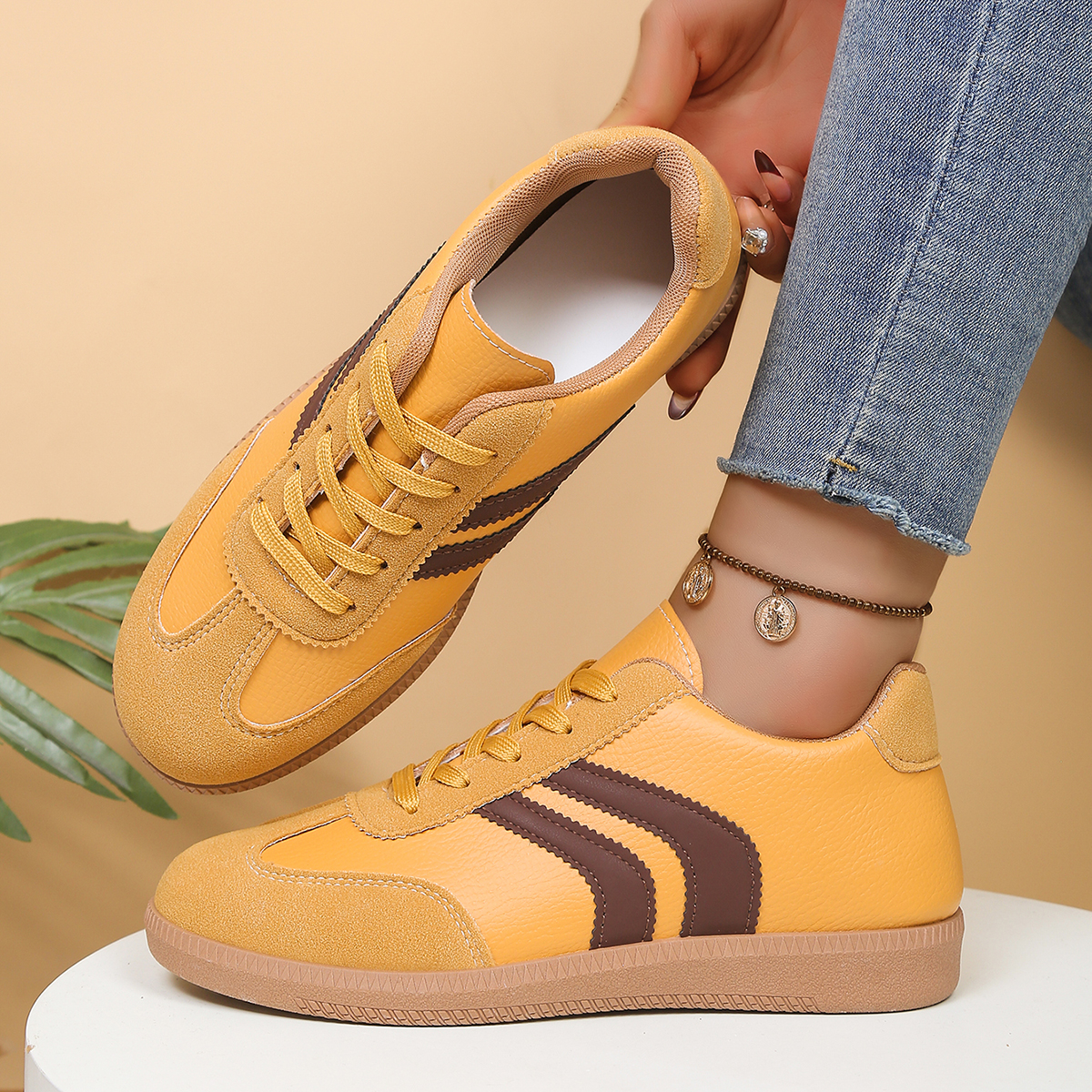 Fashionable Yellow Women's Cas - Outdoor Sports Shoes のレビューと価格