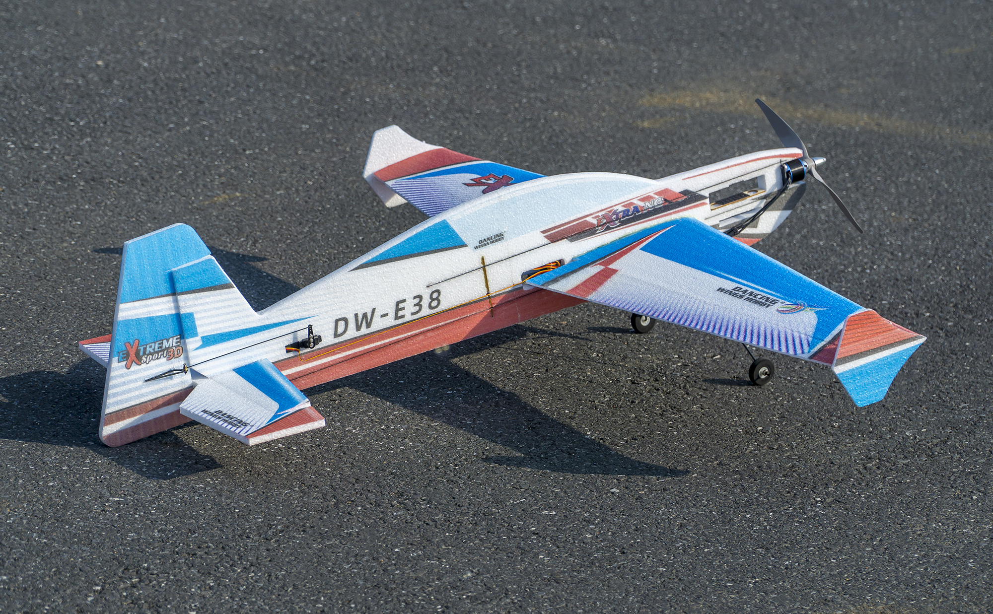 DW Hobby 1200mm Wingspan Extra - Outdoor Sport Hobbies のレビューと価格